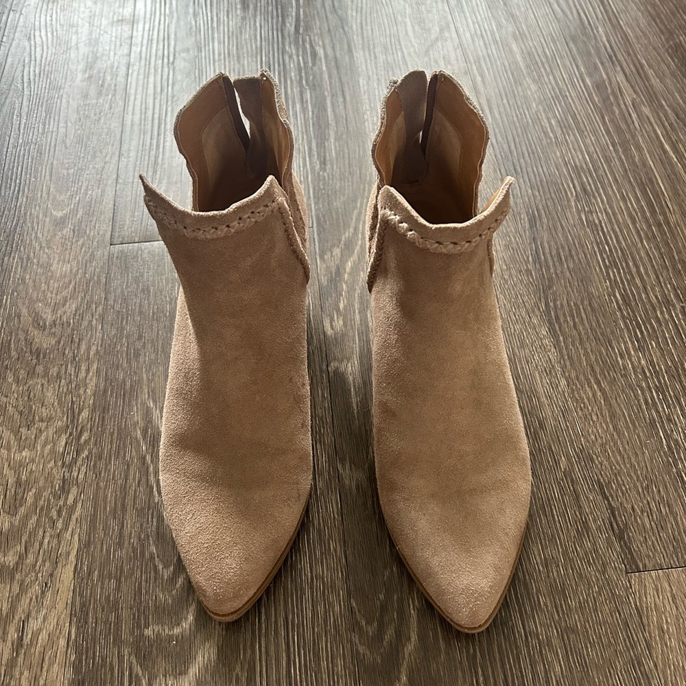Women's Tan Suede Ankle Boots